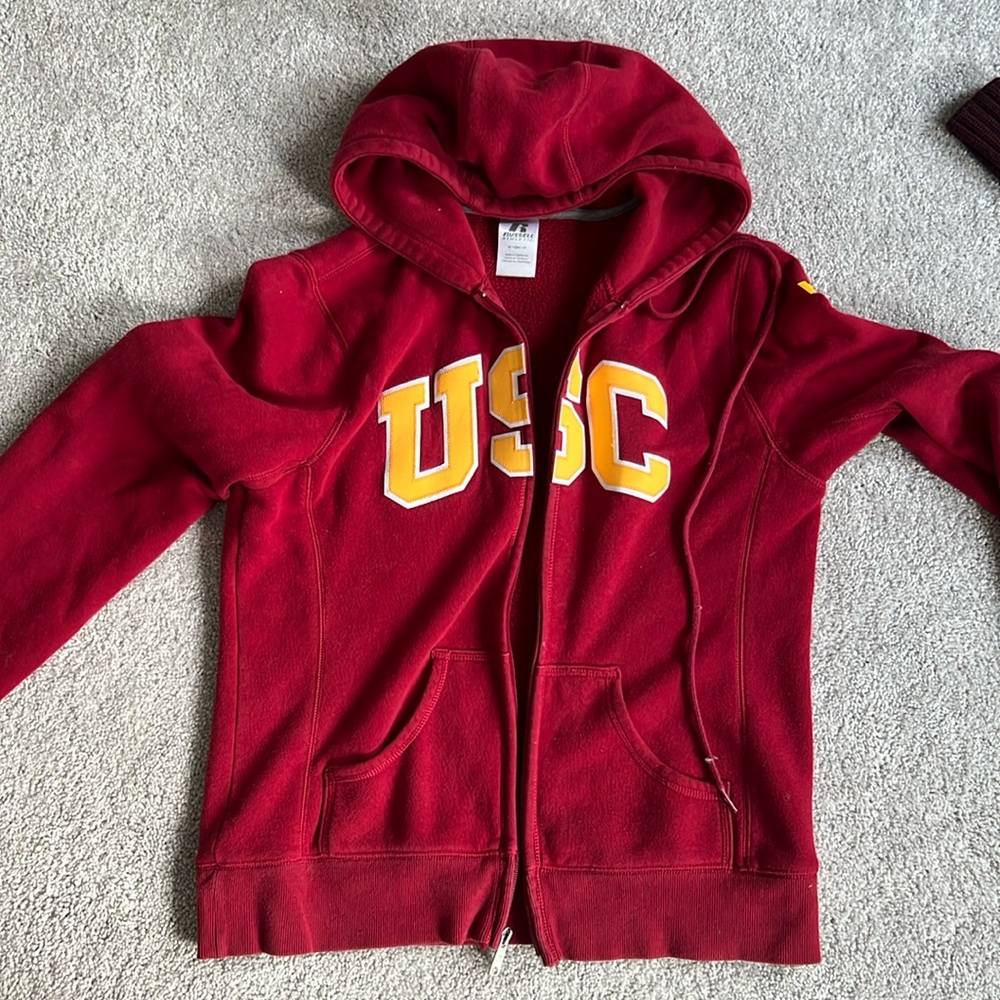 USC official hooded licensed sweater in size S